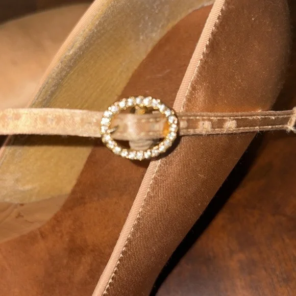 Ballroom dance shoes  satin  light Peach/rose gold  rhinestone buckle
Leather so - Picture 4 of 16